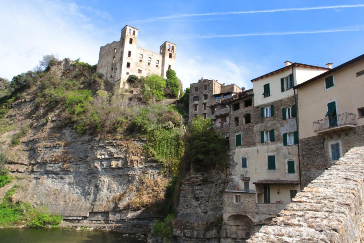 La Casa Degli Alberi Villa Dolceacqua Exterior photo