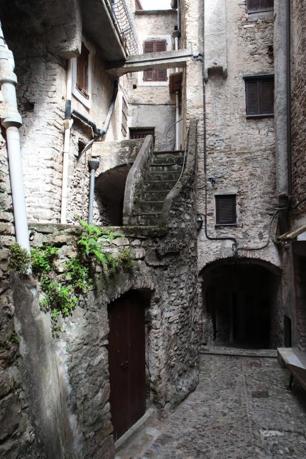 La Casa Degli Alberi Villa Dolceacqua Exterior photo