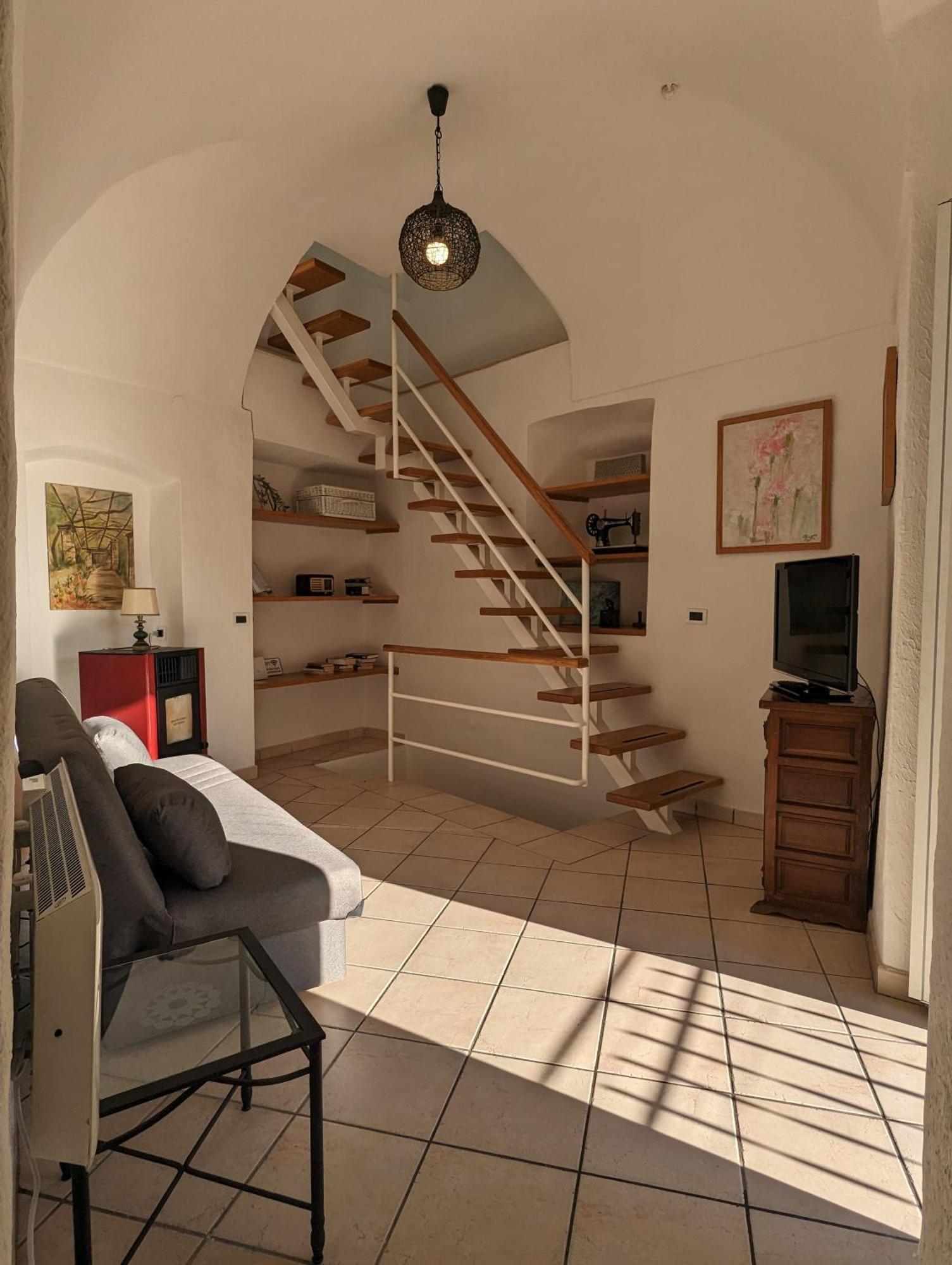 La Casa Degli Alberi Villa Dolceacqua Exterior photo