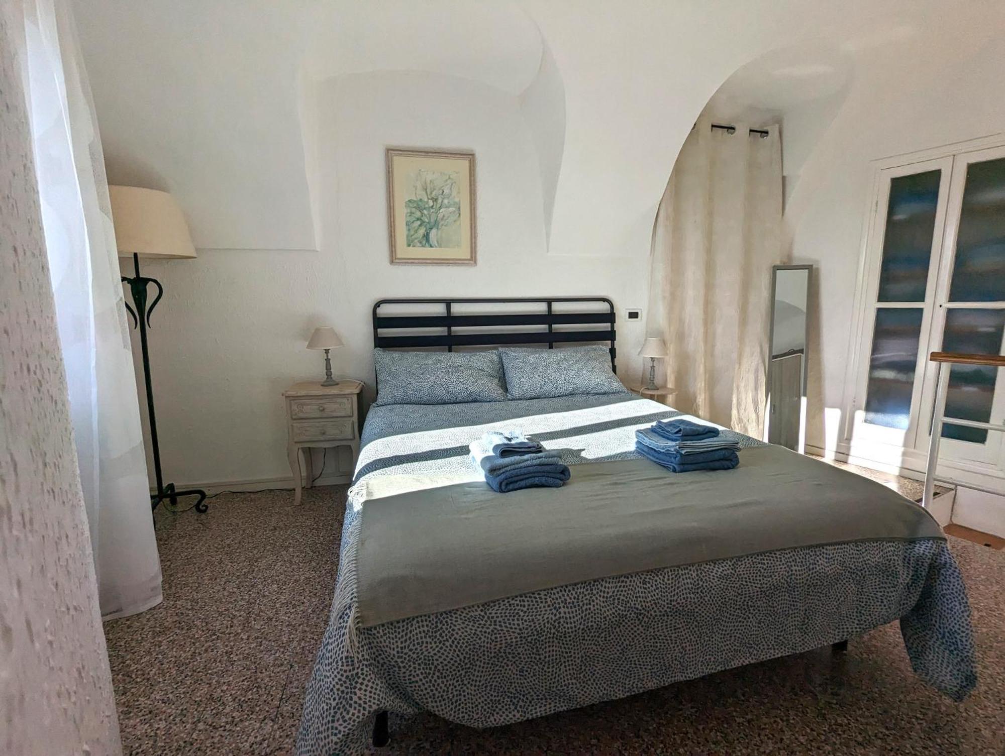 La Casa Degli Alberi Villa Dolceacqua Exterior photo